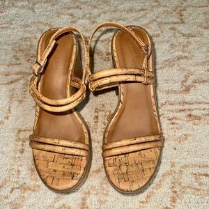 Women's Alva Platform Heels - Universal Thread